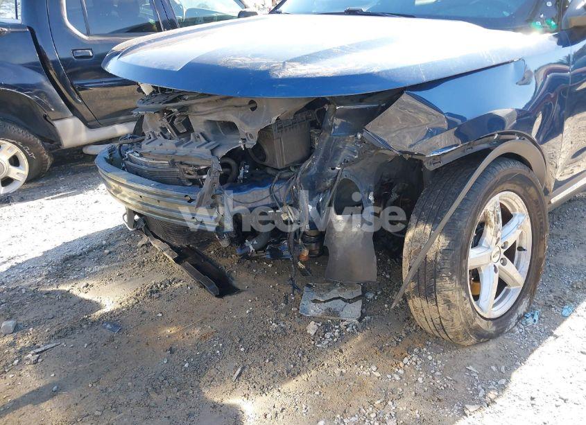 Photo 6 of 2017 Ford Explorer XLT (VIN 1FM5K8D8XHGB16366)