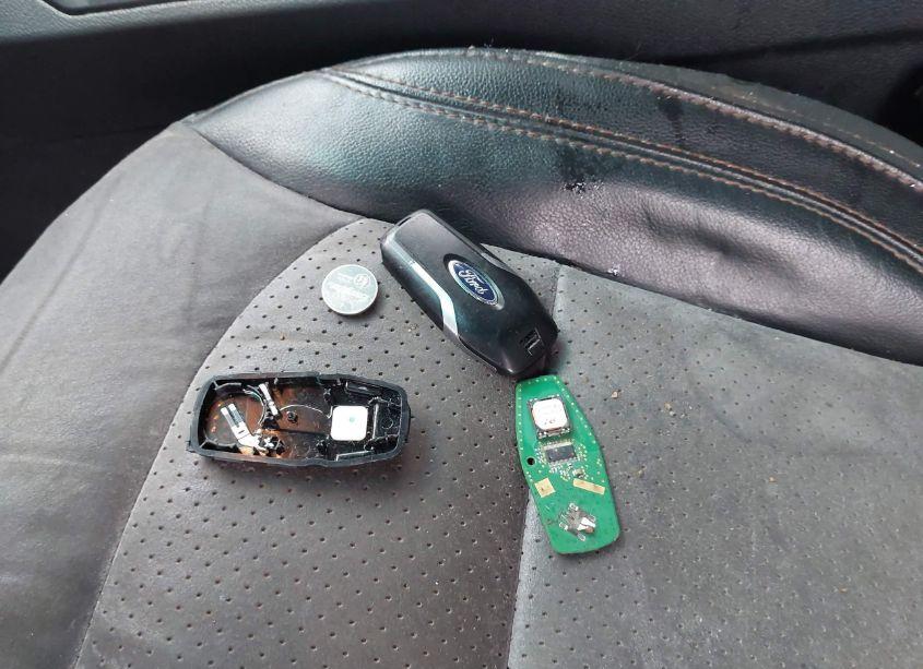 Photo 11 of 2017 Ford Explorer XLT (VIN 1FM5K8D8XHGC21098)