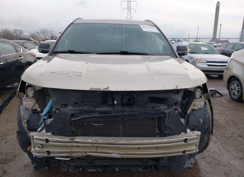 Photo 13 of 2017 Ford Explorer XLT (VIN 1FM5K8D8XHGC53601)