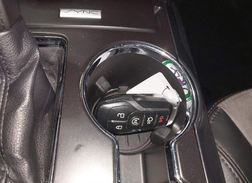 Photo 11 of 2017 Ford Explorer XLT (VIN 1FM5K8D8XHGC75291)