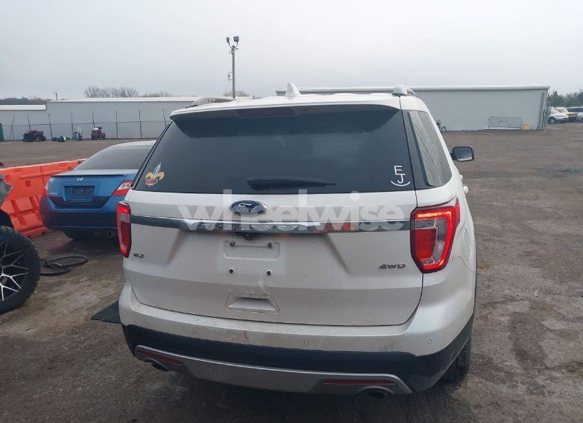 Photo 16 of 2017 Ford Explorer XLT (VIN 1FM5K8D8XHGC79616)