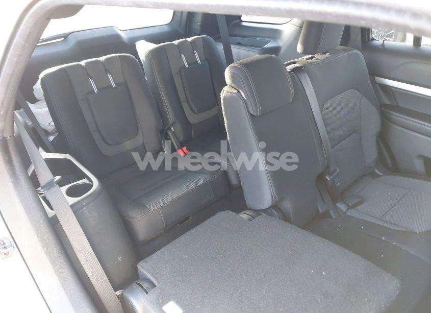 Photo 8 of 2017 Ford Explorer XLT (VIN 1FM5K8D8XHGC88297)