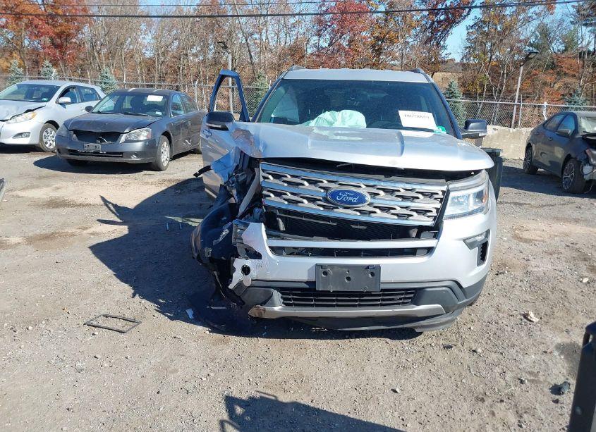 Photo 12 of 2018 Ford Explorer XLT (VIN 1FM5K8D8XJGA36457)