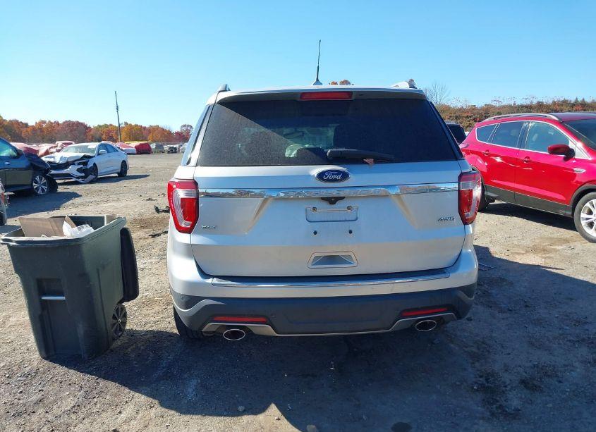 Photo 16 of 2018 Ford Explorer XLT (VIN 1FM5K8D8XJGA36457)