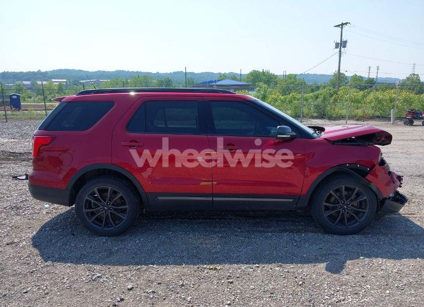 Photo 14 of 2018 Ford Explorer XLT (VIN 1FM5K8D8XJGA53436)