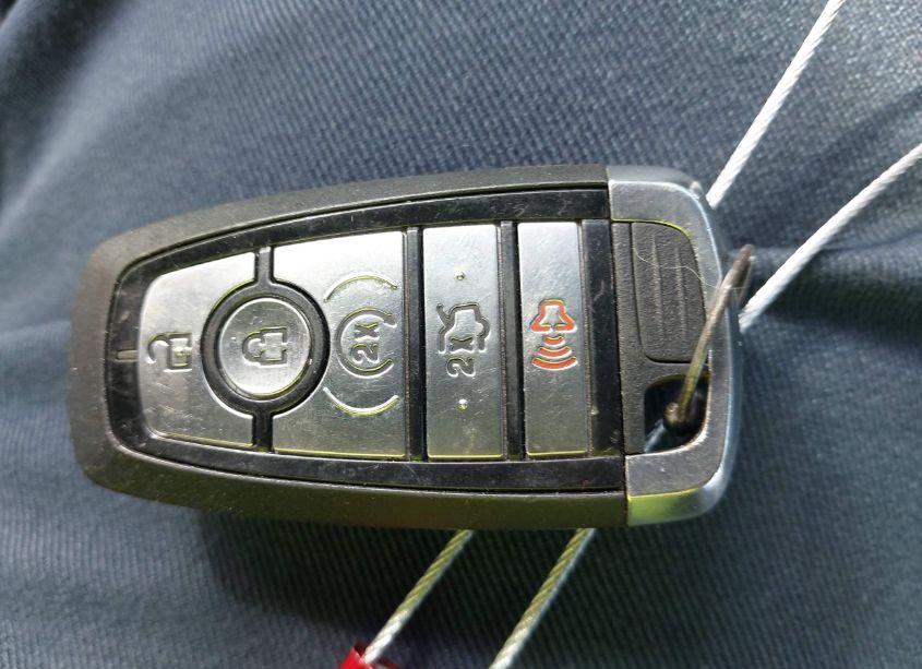 Photo 11 of 2018 Ford Explorer XLT (VIN 1FM5K8D8XJGA62458)