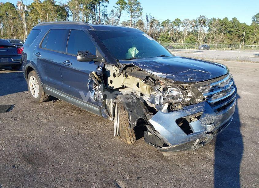 2018 Ford Explorer XLT (VIN 1FM5K8D8XJGA83634) main photo