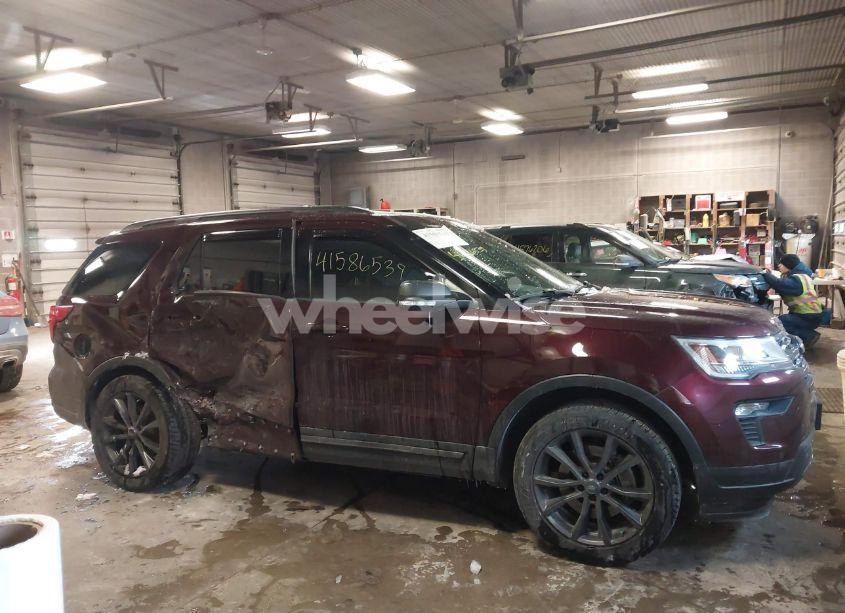 Photo 13 of 2018 Ford Explorer XLT (VIN 1FM5K8D8XJGB28149)