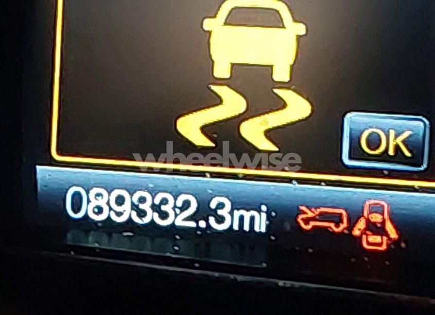 Photo 15 of 2018 Ford Explorer XLT (VIN 1FM5K8D8XJGB28149)