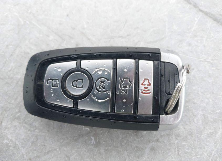 Photo 11 of 2018 Ford Explorer XLT (VIN 1FM5K8D8XJGB60227)