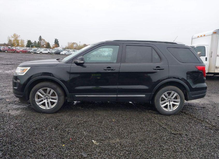 Photo 14 of 2018 Ford Explorer XLT (VIN 1FM5K8D8XJGB60227)