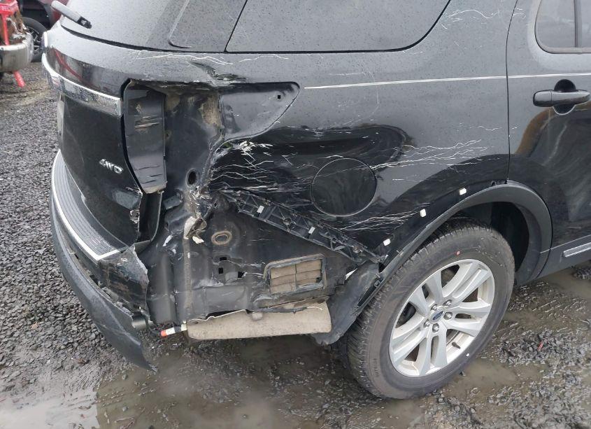 Photo 6 of 2018 Ford Explorer XLT (VIN 1FM5K8D8XJGB60227)