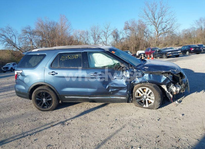 Photo 13 of 2018 Ford Explorer XLT (VIN 1FM5K8D8XJGC66404)