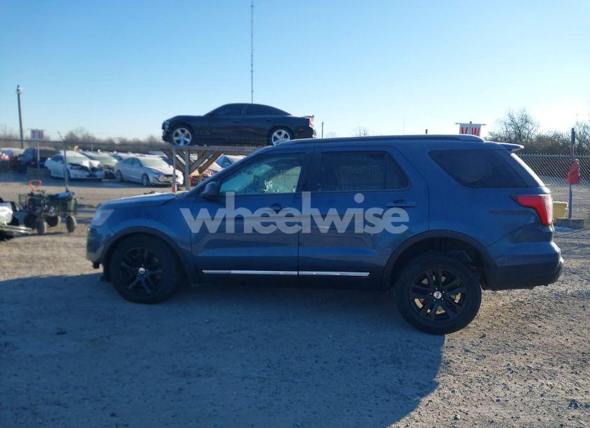 Photo 14 of 2018 Ford Explorer XLT (VIN 1FM5K8D8XJGC66404)