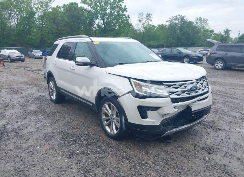 2019 Ford Explorer XLT (VIN 1FM5K8D8XKGA38887) main photo