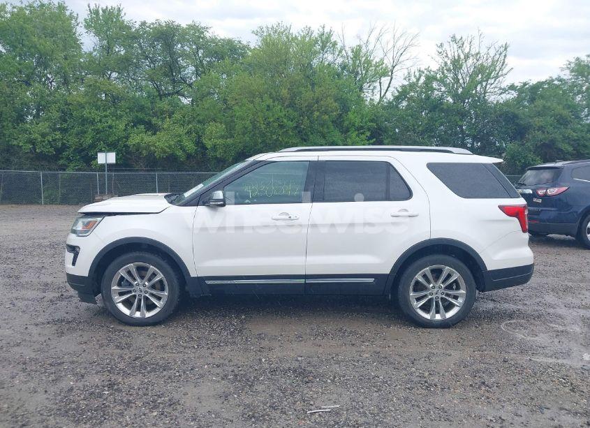 Photo 14 of 2019 Ford Explorer XLT (VIN 1FM5K8D8XKGA38887)