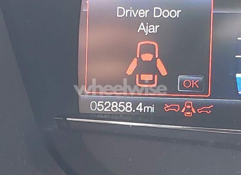 Photo 15 of 2019 Ford Explorer XLT (VIN 1FM5K8D8XKGA70108)