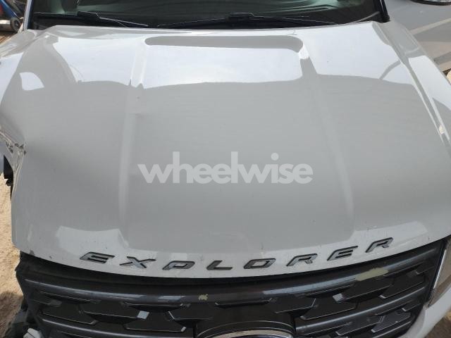 Photo 6 of 2019 FORD EXPLORER XLT (VIN 1FM5K8D8XKGA71159)