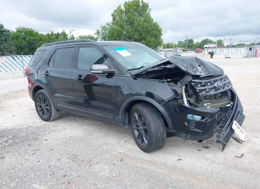 2019 Ford Explorer XLT (VIN 1FM5K8D8XKGA81495) main photo