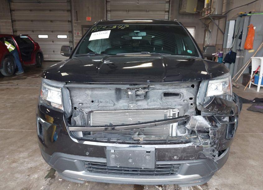 Photo 12 of 2019 Ford Explorer XLT (VIN 1FM5K8D8XKGB04015)