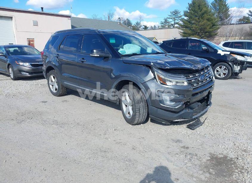 2017 Ford Explorer XLT (VIN 1FM5K8DH0HGA14008) main photo