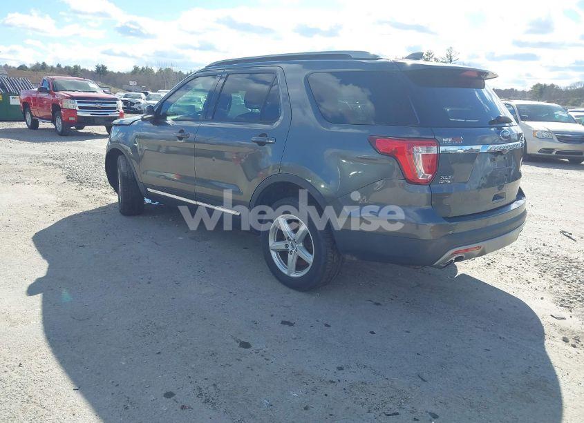 Photo 3 of 2017 Ford Explorer XLT (VIN 1FM5K8DH0HGA14008)