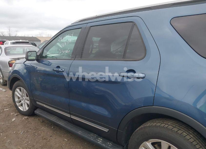 Photo 14 of 2018 Ford Explorer XLT (VIN 1FM5K8DH0JGB05723)