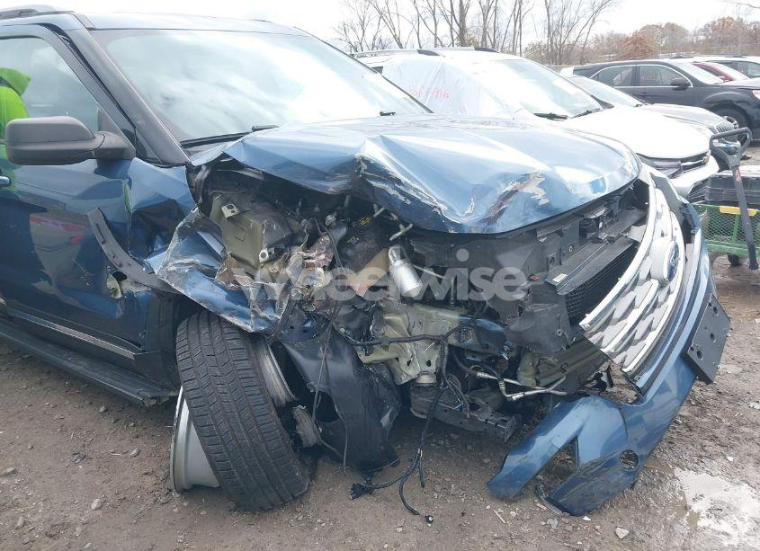 Photo 6 of 2018 Ford Explorer XLT (VIN 1FM5K8DH0JGB05723)