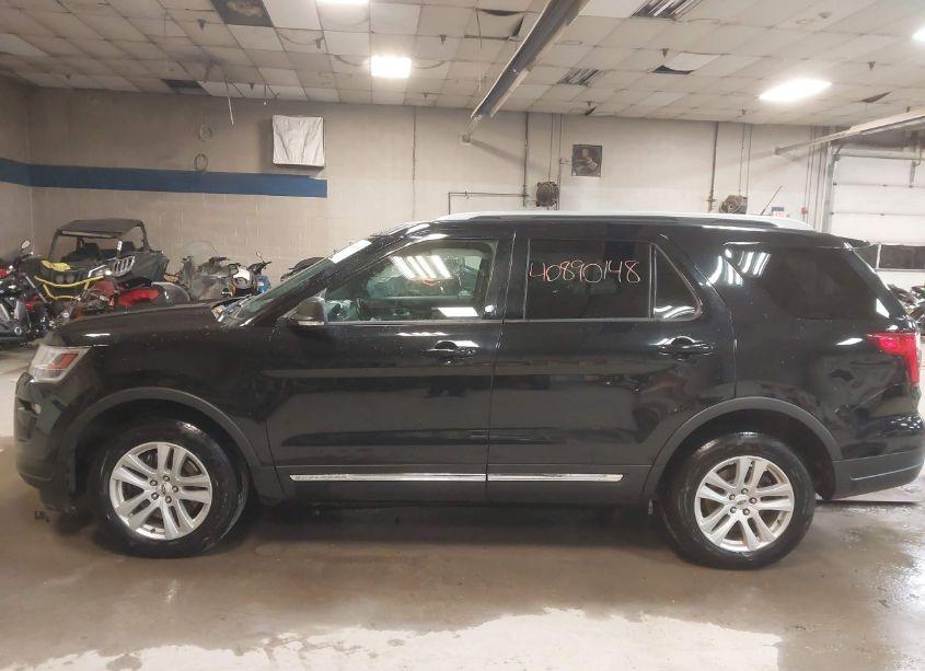 Photo 15 of 2019 Ford Explorer XLT (VIN 1FM5K8DH0KGA17742)