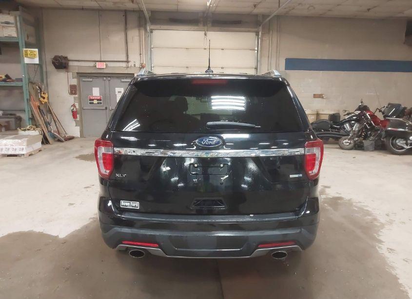Photo 17 of 2019 Ford Explorer XLT (VIN 1FM5K8DH0KGA17742)