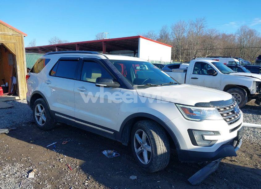 2016 Ford Explorer XLT (VIN 1FM5K8DH1GGB51019) main photo