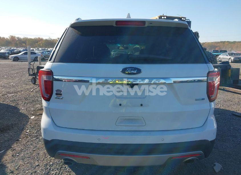 Photo 17 of 2016 Ford Explorer XLT (VIN 1FM5K8DH1GGD22819)
