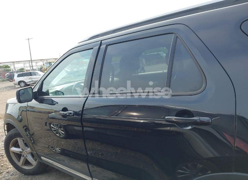 Photo 14 of 2017 Ford Explorer XLT (VIN 1FM5K8DH1HGB69506)