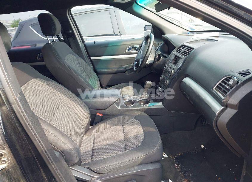 Photo 5 of 2017 Ford Explorer XLT (VIN 1FM5K8DH1HGB69506)