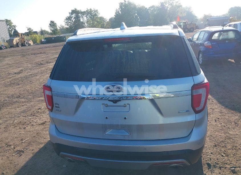 Photo 16 of 2016 Ford Explorer XLT (VIN 1FM5K8DH2GGC55289)