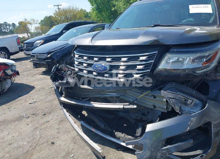 Photo 12 of 2017 Ford Explorer XLT (VIN 1FM5K8DH2HGD94422)