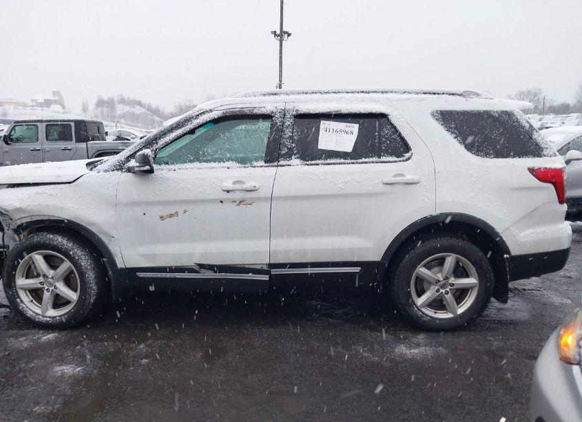 Photo 14 of 2016 Ford Explorer XLT (VIN 1FM5K8DH4GGC02206)