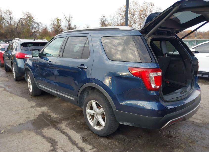 Photo 3 of 2016 Ford Explorer XLT (VIN 1FM5K8DH4GGC63667)