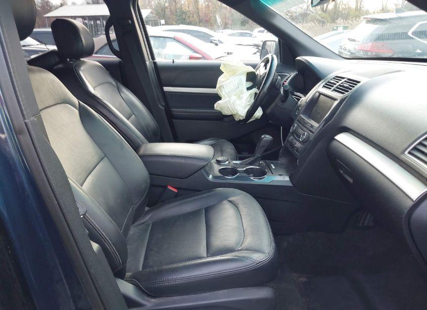 Photo 5 of 2016 Ford Explorer XLT (VIN 1FM5K8DH4GGC63667)