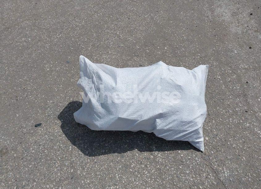 Photo 12 of 2017 Ford Explorer XLT (VIN 1FM5K8DH4HGA21835)