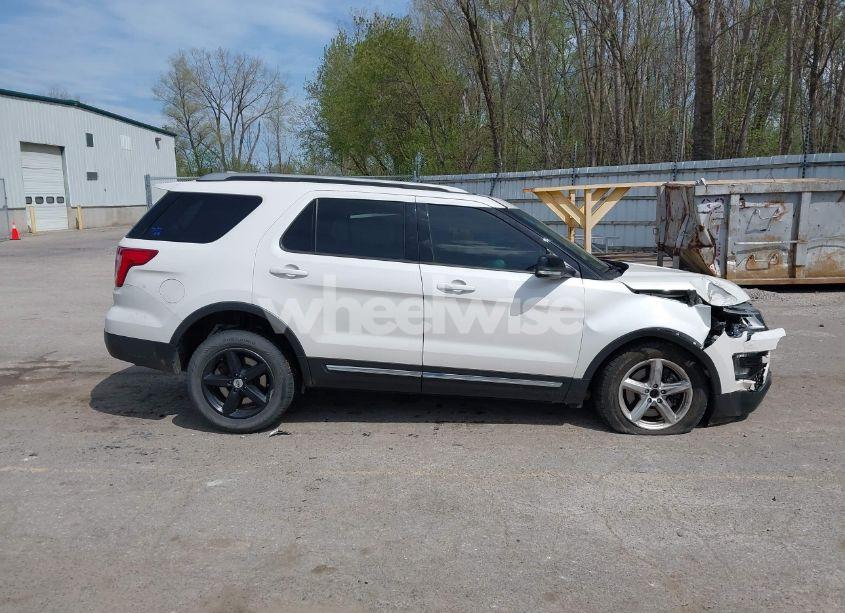 Photo 14 of 2017 Ford Explorer XLT (VIN 1FM5K8DH4HGA21835)