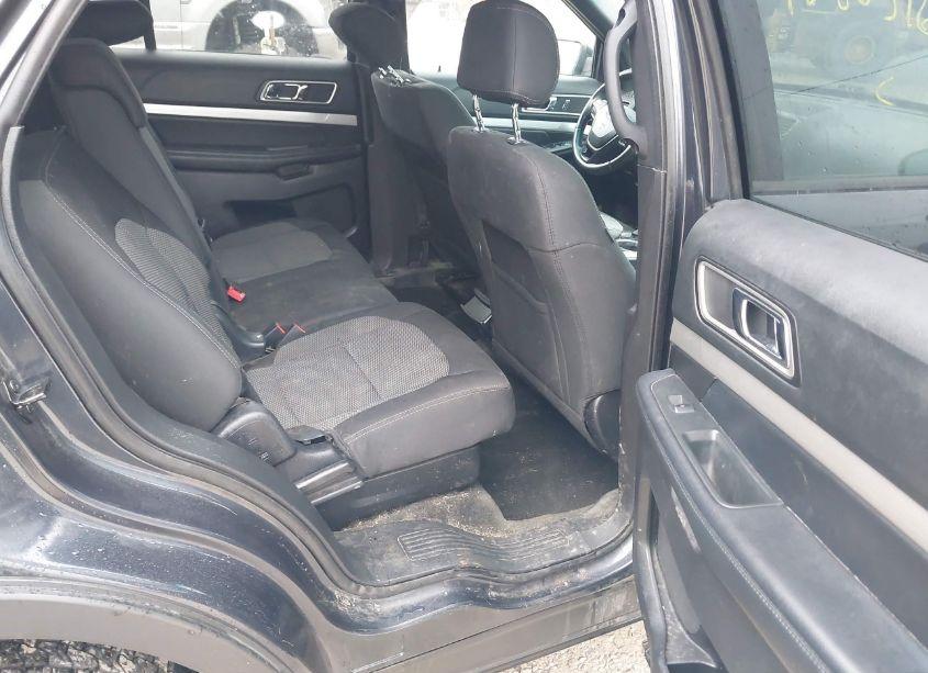 Photo 8 of 2017 Ford Explorer XLT (VIN 1FM5K8DH4HGA78570)