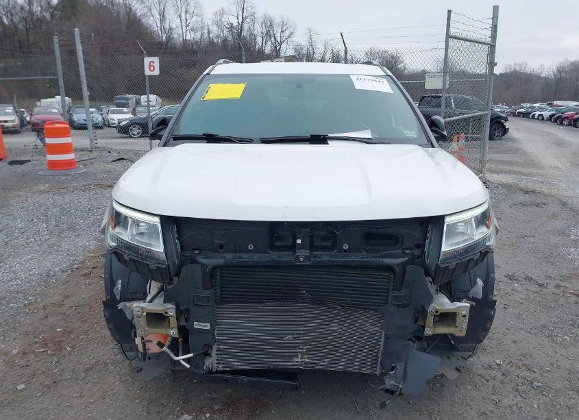 Photo 12 of 2017 Ford Explorer XLT (VIN 1FM5K8DH4HGC44215)