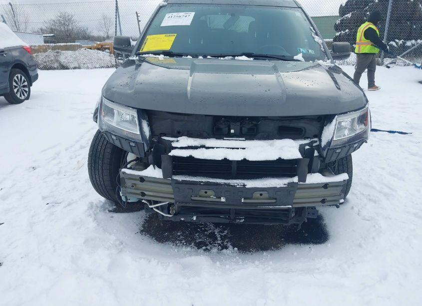 Photo 6 of 2018 Ford Explorer XLT (VIN 1FM5K8DH4JGC38694)