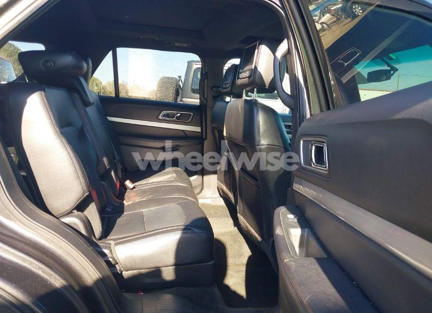 Photo 8 of 2017 Ford Explorer XLT (VIN 1FM5K8DH5HGA21505)