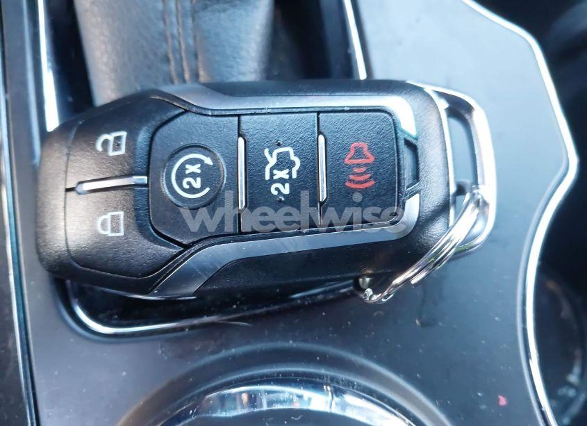 Photo 11 of 2017 Ford Explorer XLT (VIN 1FM5K8DH5HGA54455)