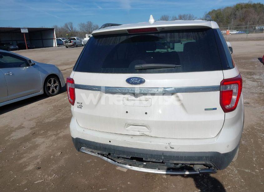 Photo 16 of 2017 Ford Explorer XLT (VIN 1FM5K8DH5HGA54455)