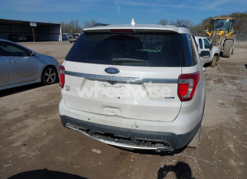 Photo 6 of 2017 Ford Explorer XLT (VIN 1FM5K8DH5HGA54455)