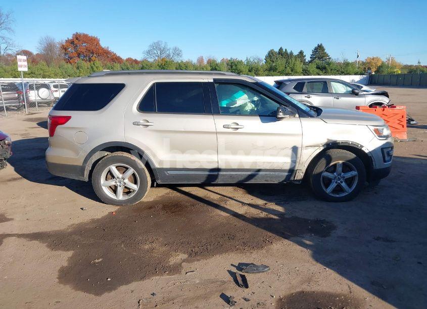 Photo 13 of 2017 Ford Explorer XLT (VIN 1FM5K8DH5HGB72148)