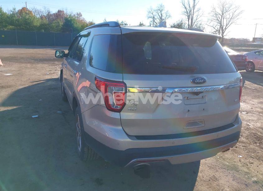 Photo 3 of 2017 Ford Explorer XLT (VIN 1FM5K8DH5HGB72148)